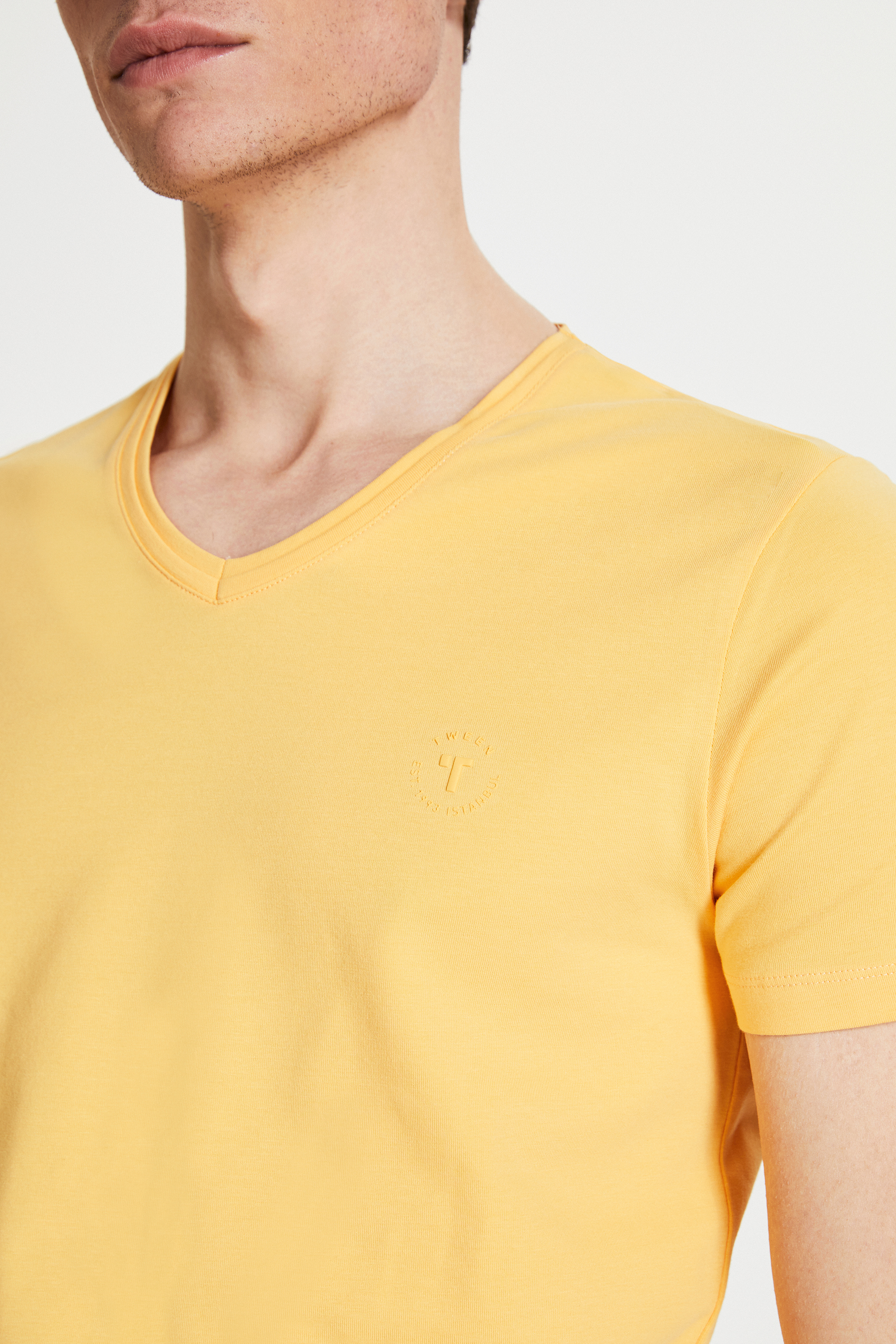 Damat Tween Tween Sarı Baskılı Baskılı T-Shirt. 3