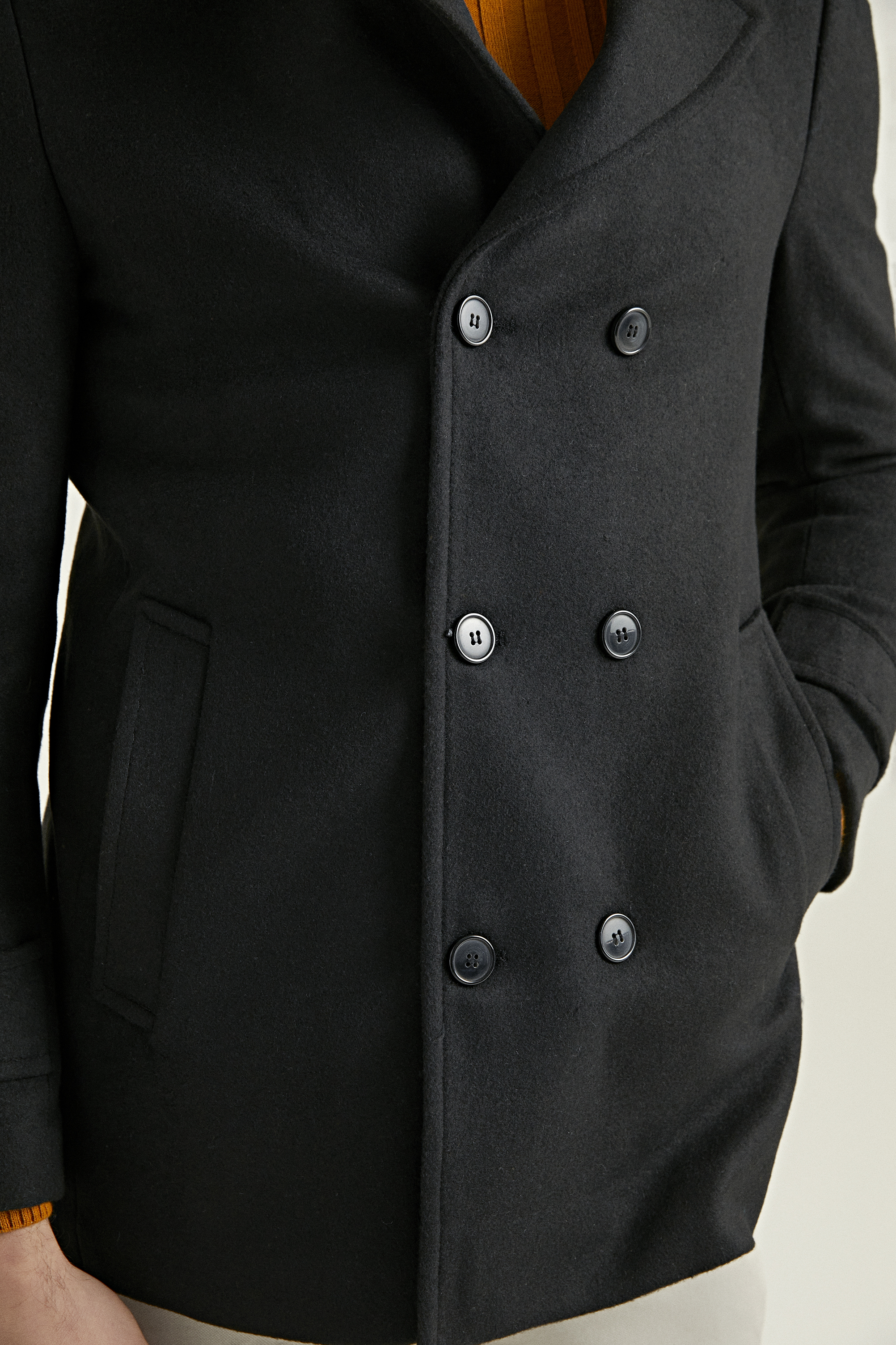 Ds Damat Siyah Palto. 6